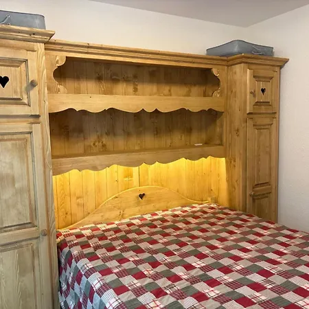 Luana * 克莱恩 蒙塔纳